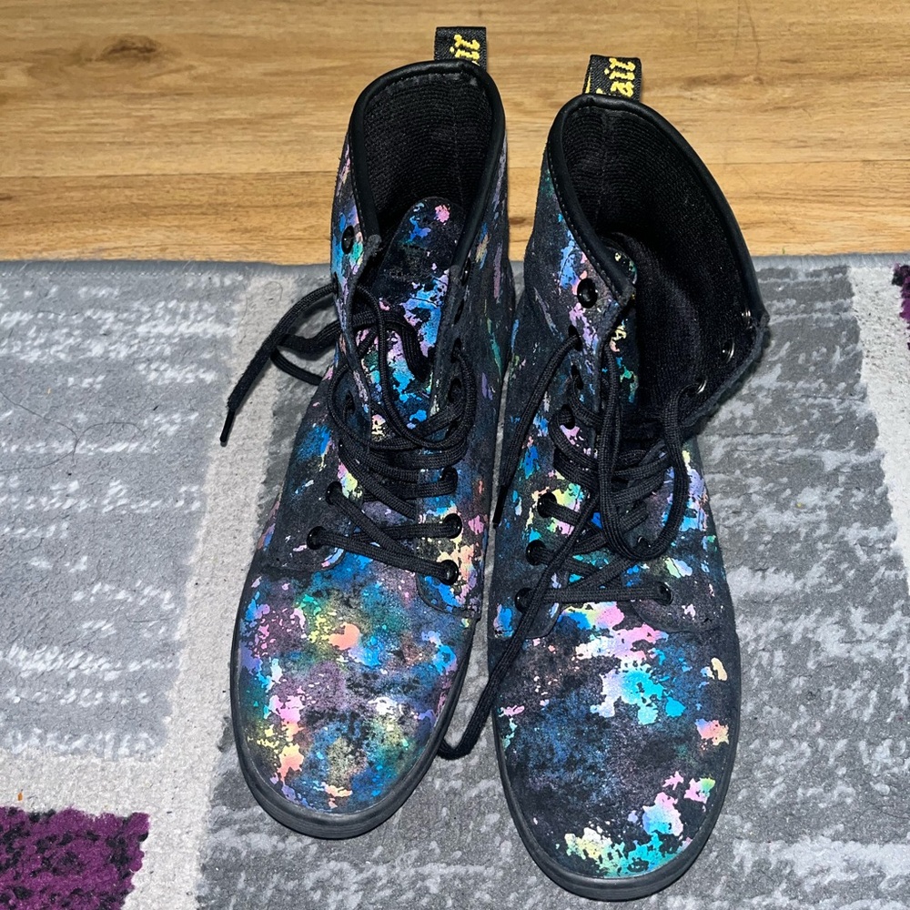 ❤️SOLD❤️Dr. Martens Sheridan Confetti Combat Boots 9